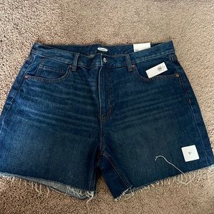 Old Navy 5” denim shorts